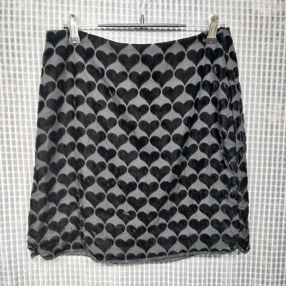 Cupcakes and Cashmere Mini Skirt Womens Velvet Flocked Heart Mesh 4 Black